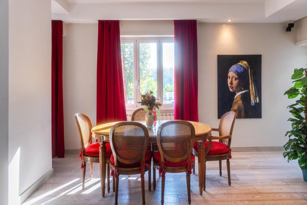 Apartment Luxury In Front Of Ponte Milvio Rom